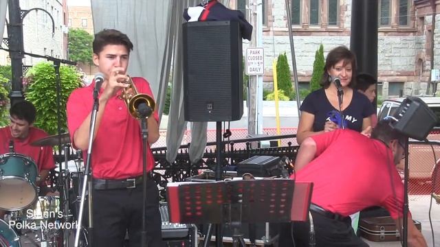 Box On Band - 2019 - Clarinet Polka - Muskegon Michigan смотреть онлайн