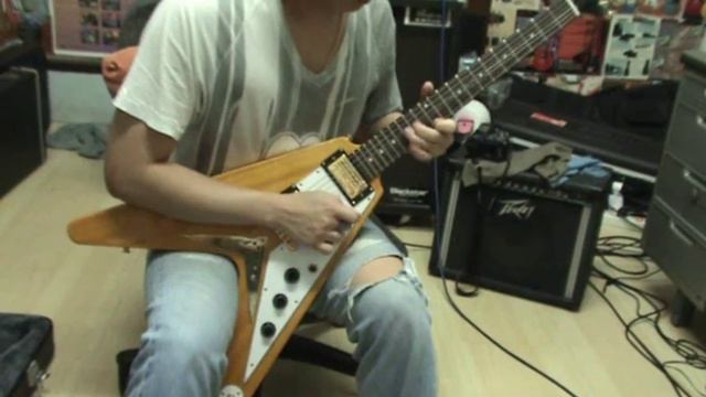 Epiphone 1958 Korina Flying V Guitar Drive Sound смотреть онлайн
