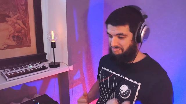 Сделал Мощный Карантин Клаб Бэнгер Бит. Битмейкинг в FL Studio 20 смотреть онлайн