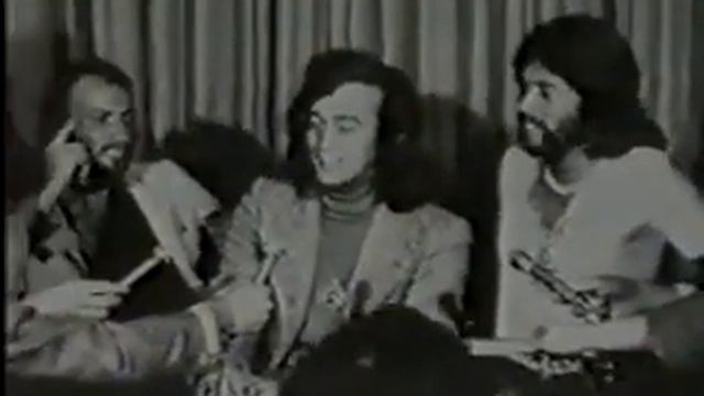 Bee Gees - Interview by The Hitmakers + Live At Olympiahalle Munich Germany (1991) смотреть онлайн