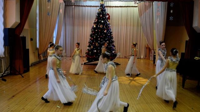 Танец снежинок смотреть онлайн