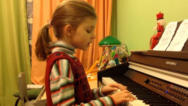 Алиса поздравляет с Днем Рождения!!! смотреть онлайн