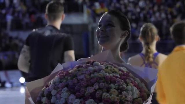 Anna Shcherbakova - Livin La Vida Loca / Жизнь Анны Щербаковой полна событий смотреть онлайн
