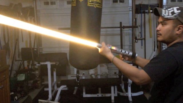 Grey Jedi Lightsaber Demo смотреть онлайн