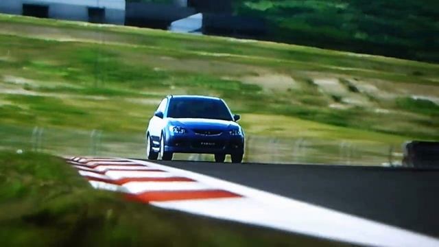 Teste do GT6: Mazda Familia Sport (323) 2 litros 16V смотреть онлайн