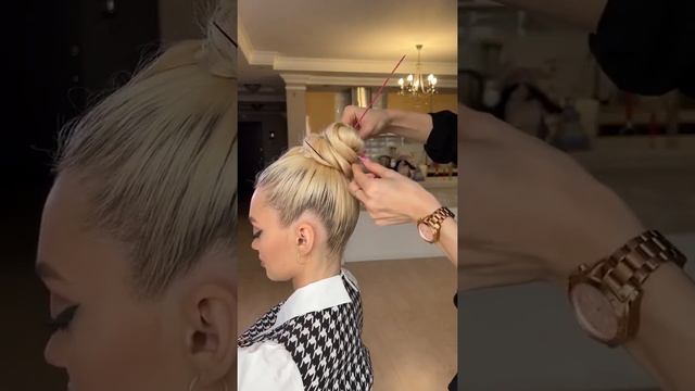 Высокий пучок с челкой ulyana nik #hairstylist смотреть онлайн
