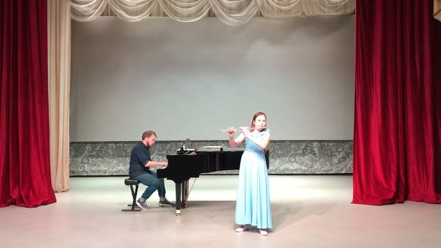 Цедова Ксения Л. Боккерини «Менуэт», С. Прокофьев «Танец рыцарей» из балета «Ромео и Джульетта» смотреть онлайн