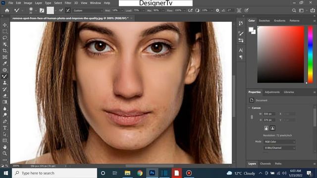 How to clean Up the Skin // R Blemishes // Photoshop Tutorial // DESIGNERTV смотреть онлайн