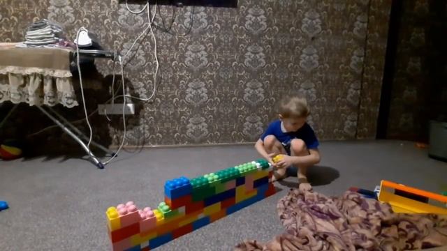 МАМА ПРИГОТОВИЛА ДРАНИКИ♥️РАСХЛАМЛЕНИЕ?КАК БЫСТРО РАСТУТ ДЕТИ‼️ смотреть онлайн