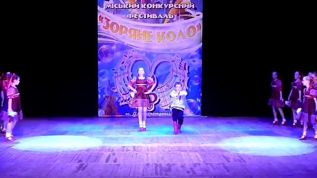 Ансамбль народного танца "Червона рута". Русская плясовая смотреть онлайн