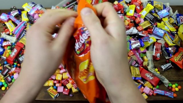 alot of candy A lot of candy lots of Candy NEW CANDY смотреть онлайн