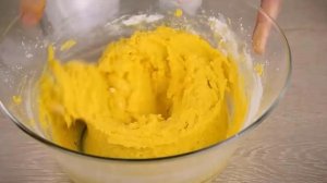 Творожный кекс с изюмом