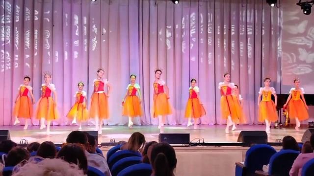 Неаполитанский танец смотреть онлайн