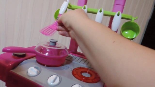 игрушечная кухня подарок Деда мороза gift from Santa Claus смотреть онлайн