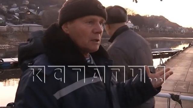Разлив нефти неизвестного происхождения зафиксирован на Волге под Кстово смотреть онлайн