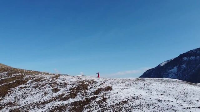 Кыргыз бийи " Кыргыз Жолу" смотреть онлайн
