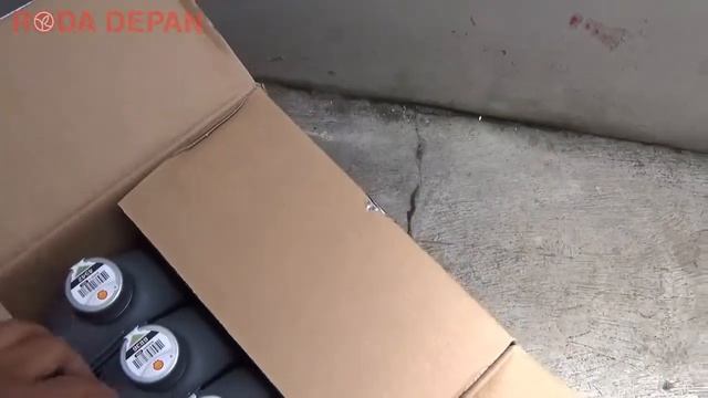 UNBOXING OLI SHELL HELIX HX8 5W-30 | GANTI OLI смотреть онлайн