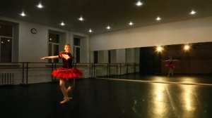 Танец с бубном из балета "Эсмеральда"