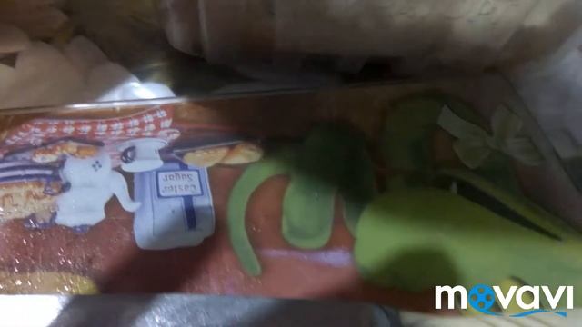 Вкусняшка из свиных шкурок? смотреть онлайн