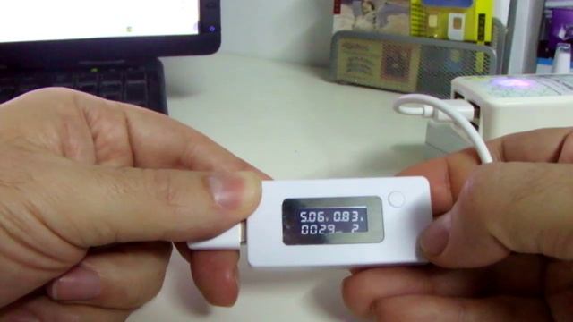 Офигено полезная штукенция KCX 017 LCD USB Voltage Current Capacity Tester смотреть онлайн