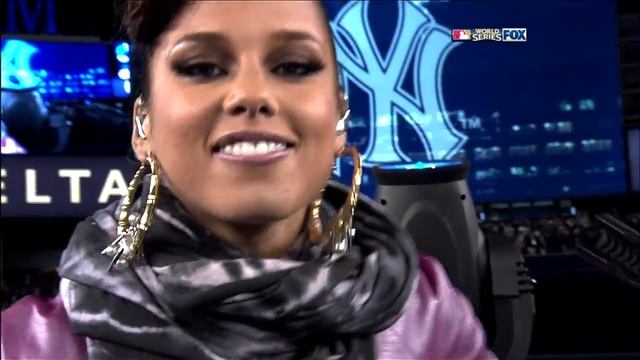 Jay Z & Alicia Keys "Empire State Of Mind" 10-29-2009 World Series Game 2 HD 720P смотреть онлайн