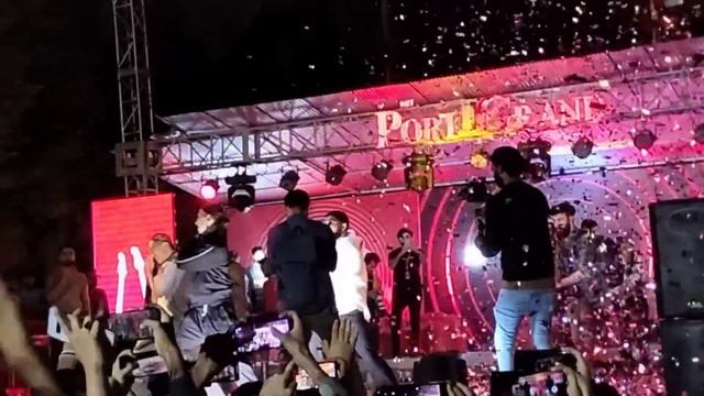 Quick Style In Karachi Dance On Kana Yaari / Pakistan