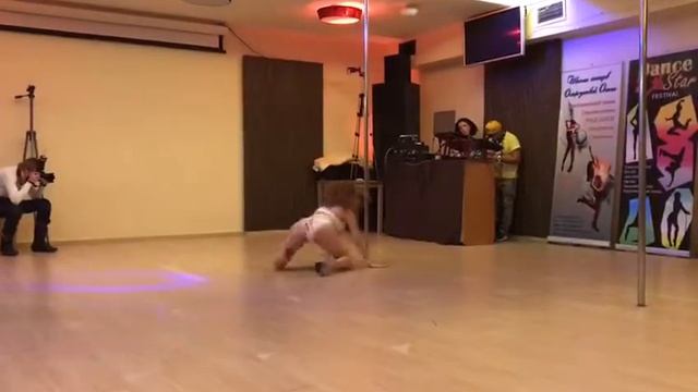 Кобелева Светлана - 2е место Exoticpoledance любители Dance Star 09.10.2016 смотреть онлайн