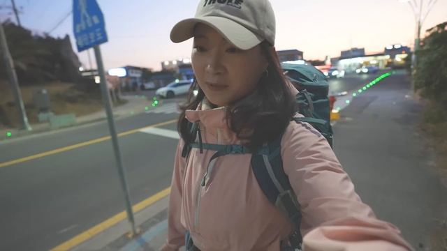저 오늘 캠핑 못 할 것 같습니다..ㅣ백패킹 배낭 메고 하루종일 걷기만 한 결과가..?ㅣ꼼장어와 그녀의 눈물(소주) 한 잔 смотреть онлайн