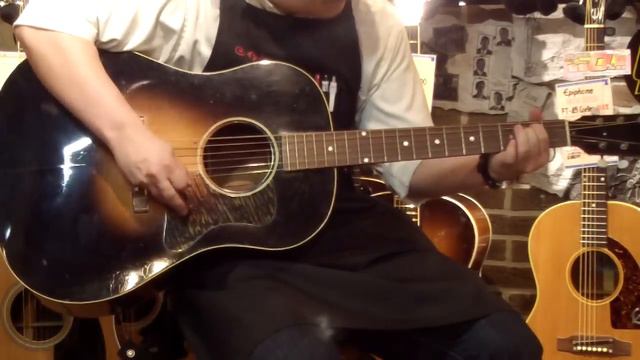 Gibson J-35 Ref. 1940年代初期製 (08-335530201) 【イシバシ楽器池袋店】.MOV смотреть онлайн
