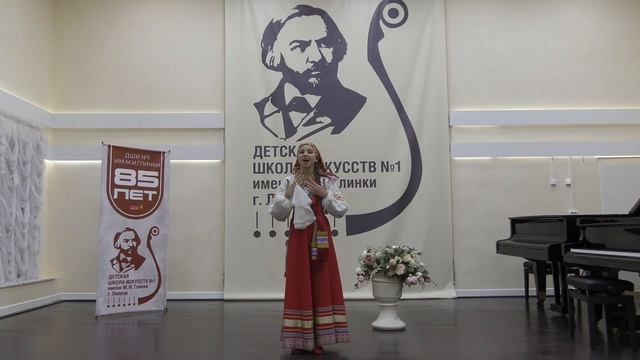 "Крутовские страдания" с. Крутое Добровского р-на Липецкой обл. исполняет Муханова Кира 11 лет смотреть онлайн