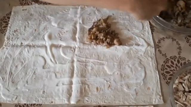 Пеньки из лаваша с грибами и курицей смотреть онлайн