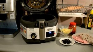 Пицца с ветчиной и грибами в мультиварке De'Longhi MultiCuisine FH1394