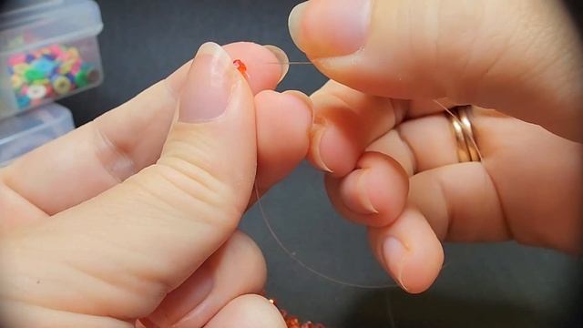КОЛЬЦО из бисера для начинающих (в два ряда) пошаговый туториал / бисеромания DIY смотреть онлайн