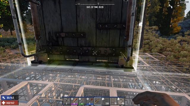 Укрепление обороны, электричество и разочарование - 7 Days to Die (Alpha 18) #20 смотреть онлайн