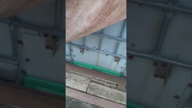 Домик для компостной емкости. смотреть онлайн