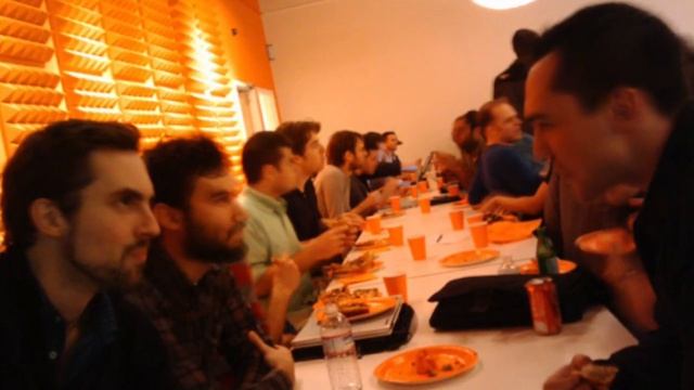 What is Y Combinator? The Story Of The Startup Accelerator смотреть онлайн