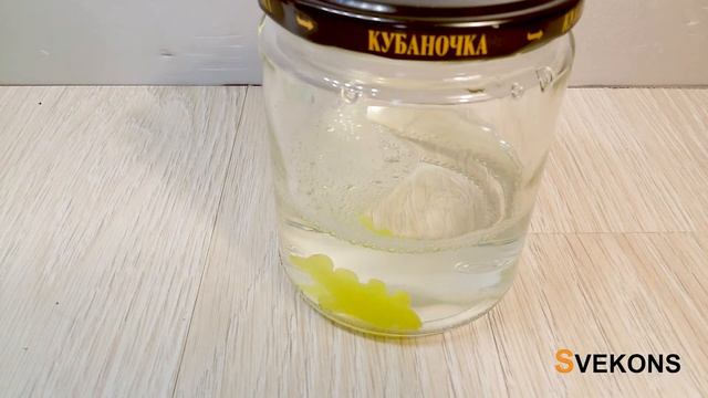 Растим рыбку в соляной кислоте SVEKONS - эксперименты каждый день. смотреть онлайн