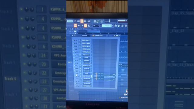 Как сделать крутой deep house bass ? смотреть онлайн
