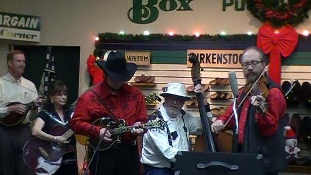 Cody playing Mississippi Sawyer on Mandolin смотреть онлайн