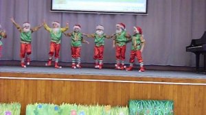 ГНОМЫ, ГНОМЫ, ГНОМЫ МЫ МАЛЮСЕНЬКИЙ НАРОД  1 б КЛАСС ШКОЛА 832CIMG1118