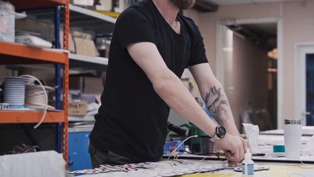 РАБОТА С ГИБКИМ НЕОНОМ смотреть онлайн