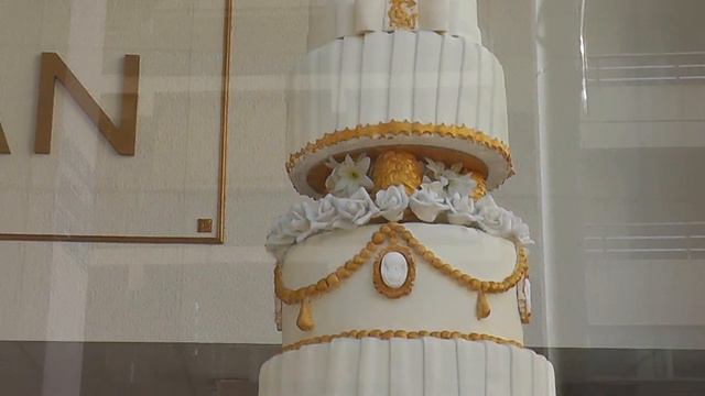 Необычные красивые большие торты.Unusual and beautiful cakes. смотреть онлайн