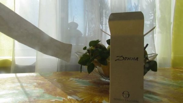 Новый парфюм Sergio Tacchini Donna /Flora by Gucci Gorgeous Gardenia Gucci