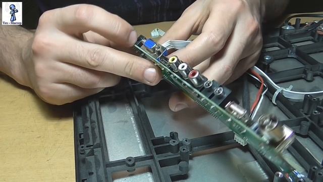 Замена системной платы в ЖК ТВ на универсальную плату из Китая - часть первая смотреть онлайн
