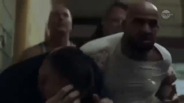 4 BLOCKS Gzuz vs Veysel KAMPF | Staffel 2 Folge 3 смотреть онлайн