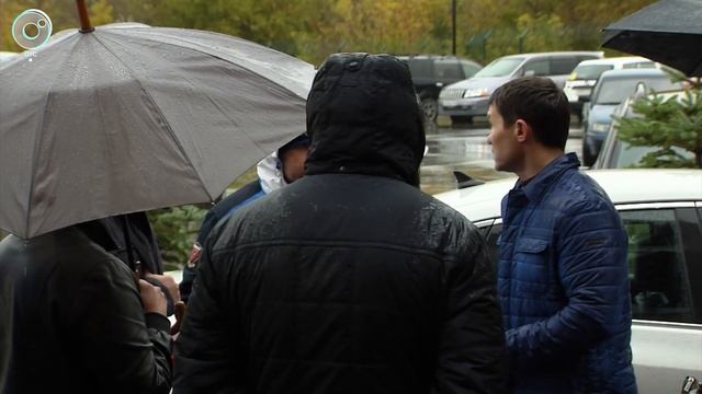 Парковку, площадку для выгула собак и часть забора рискуют потерять жители микрорайона "Белые росы" смотреть онлайн