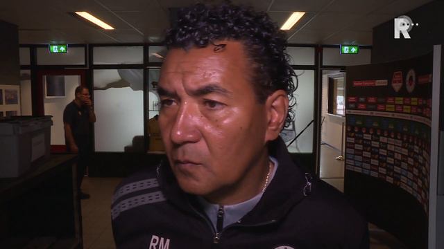 Ricardo Moniz over seizoensstart van Excelsior смотреть онлайн