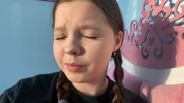 МОИ КНИЖНЫЕ КАНИКУЛЫ || покупки, чтение и мое открытие в жанре. смотреть онлайн