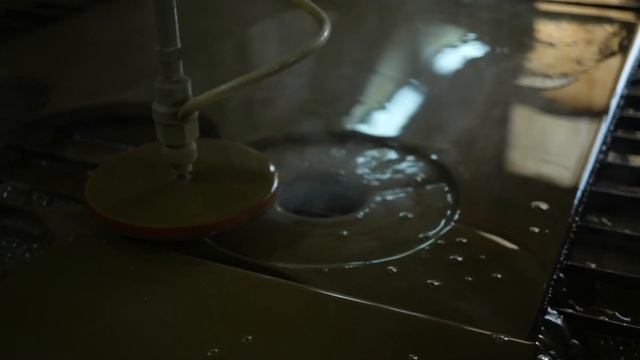 Гидроабразивная резка