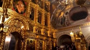 Пасхальное богослужение в Свято-Троицком кафедральном соборе. Саратов, 2020 год.